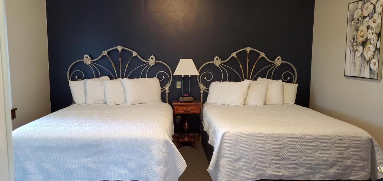 Inn At Amish Door Wilmot Buitenkant foto